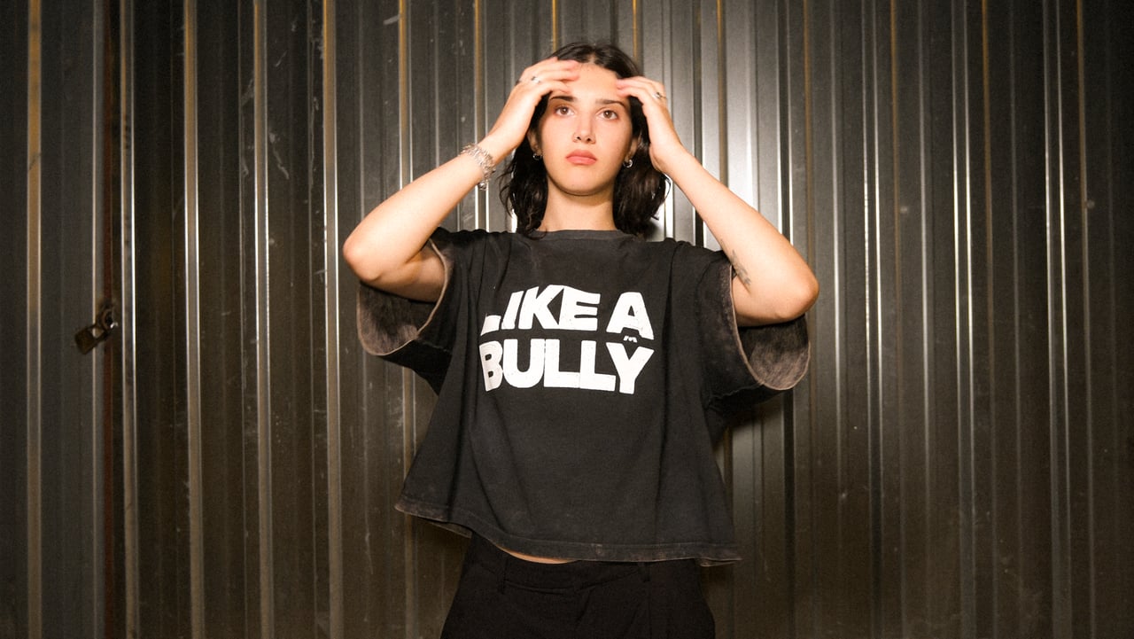 bully tee